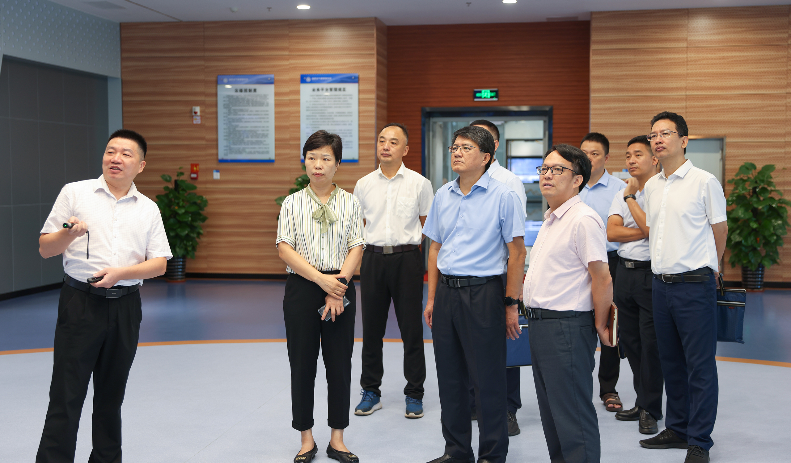 省生態環境廳一行赴省氣象局調研